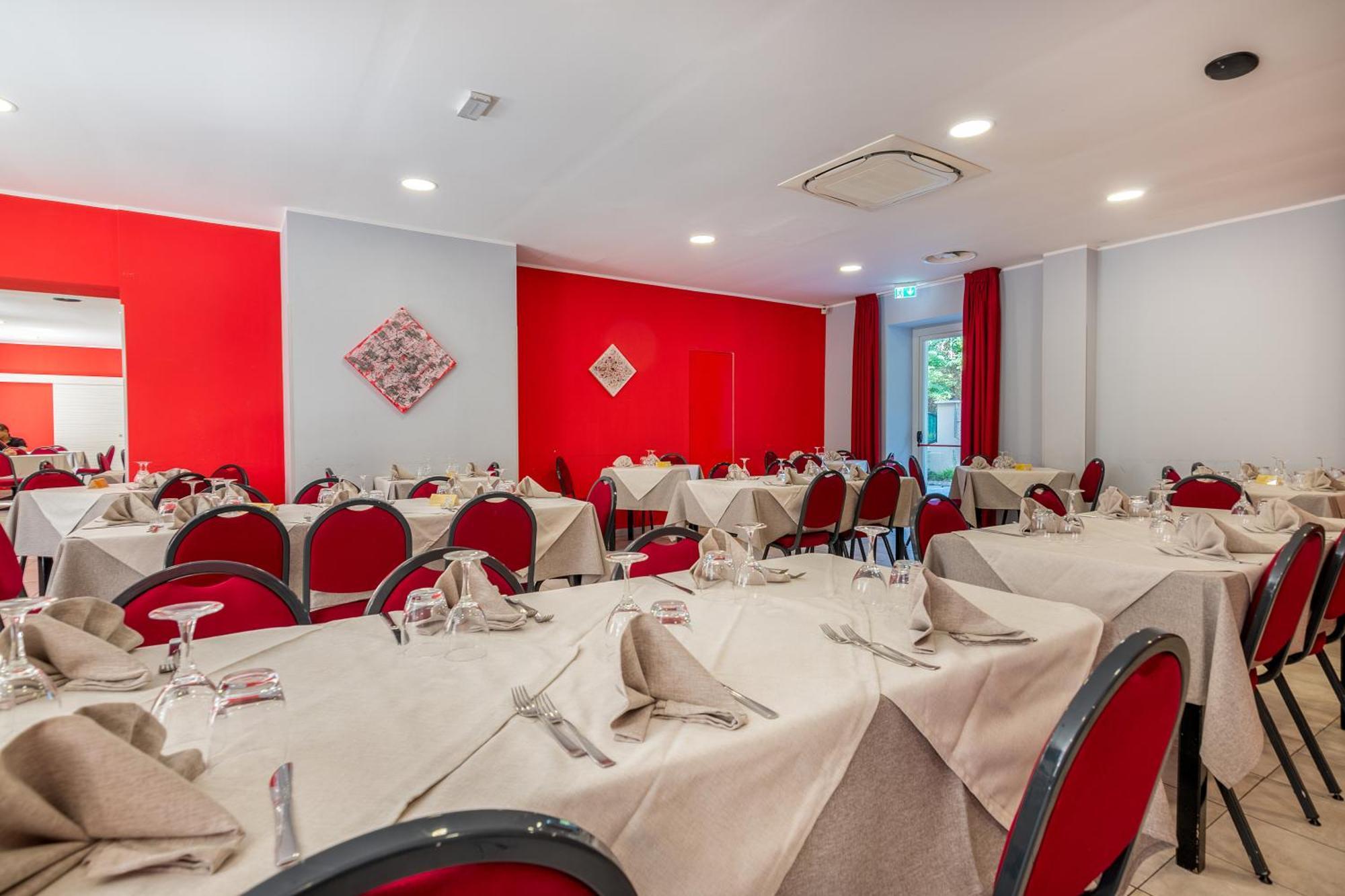 Hotel Ristorante La Mimosa Lamezia Terme Exterior photo